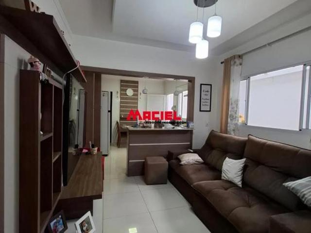 Casa venda em Região Imediata de São José dos Campos, Região Metropolitana do Vale do Paraíba e Litoral Norte