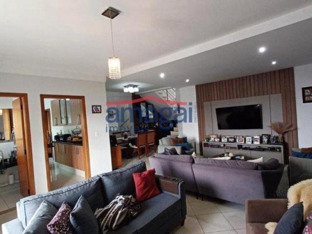 Casa venda em Região Imediata de São José dos Campos, Região Metropolitana do Vale do Paraíba e Litoral Norte