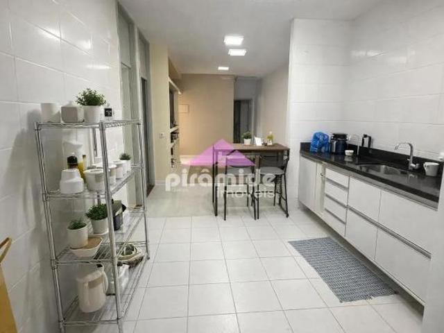 Casa venda em Região Imediata de São José dos Campos, Região Metropolitana do Vale do Paraíba e Litoral Norte