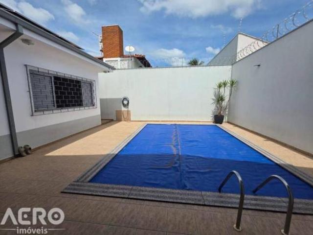 Casa venda em Região Imediata de Bauru, Bauru