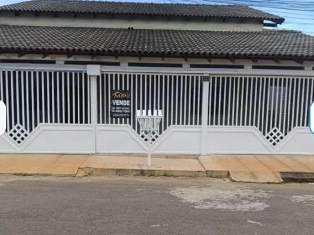 Casa venda em Região Geográfica Imediata de Luziânia, Região Integrada de Desenvolvimento do Distrito Federal e Entorno