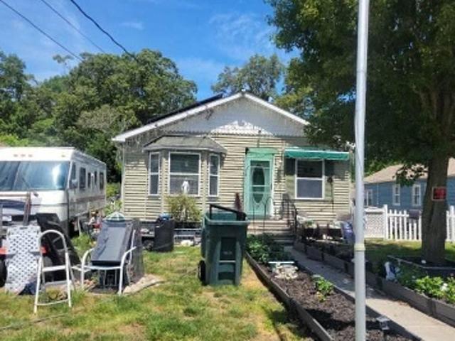 House for sale in Green Creek, New Jersey