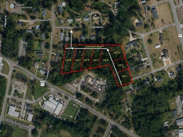 Land for sale in Burgaw, North Carolina