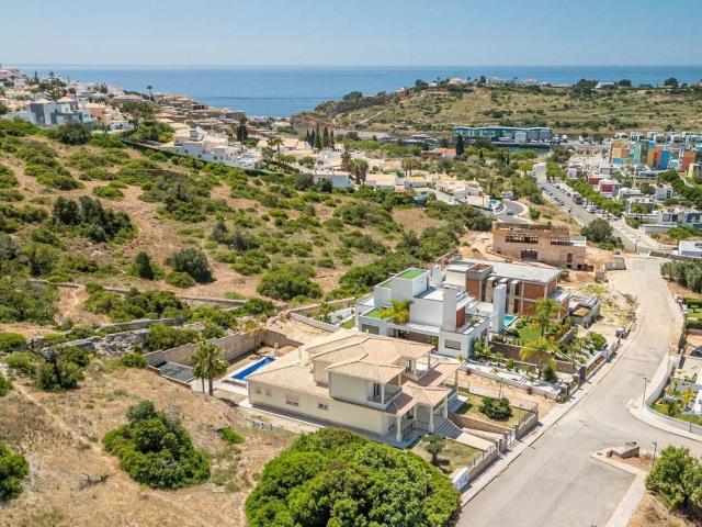 Vivenda venda em Albufeira e Olhos de Água, Albufeira