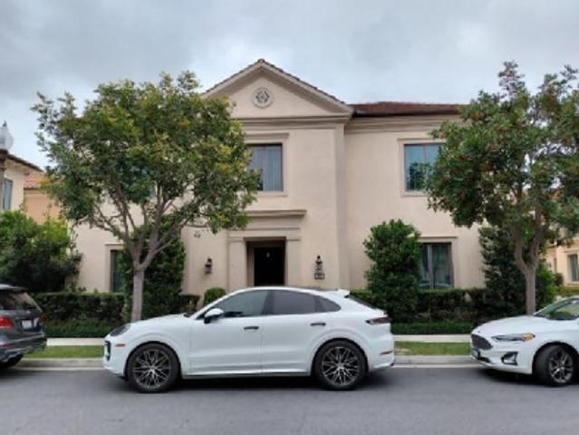 Condo for sale in Irvine, California