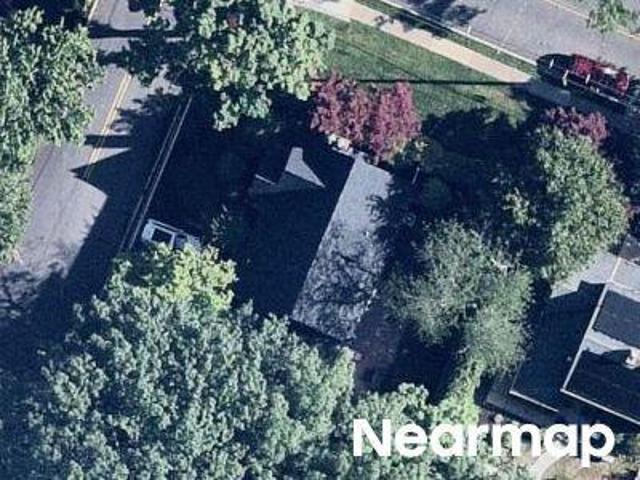 House for sale in Teaneck, New Jersey