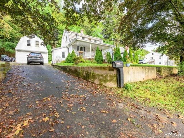 House for sale in Hamden, South Central Connecticut Planning Region