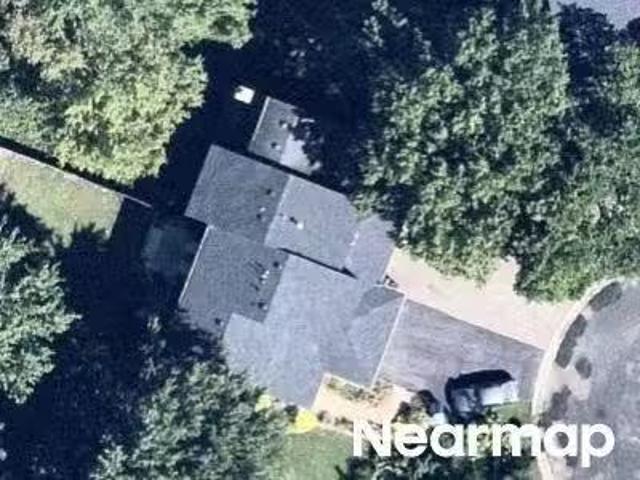 House for sale in Chanhassen