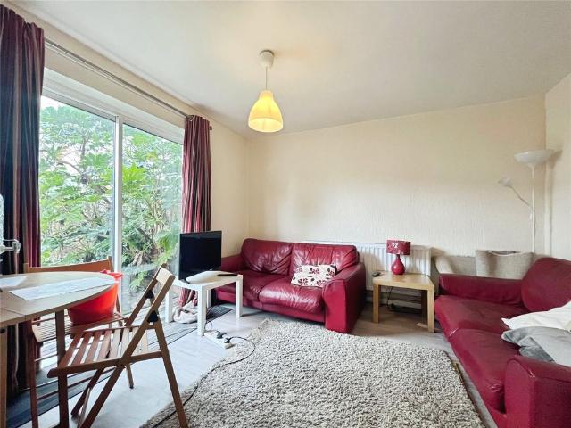 House for rent in Egham Wick, Row Town