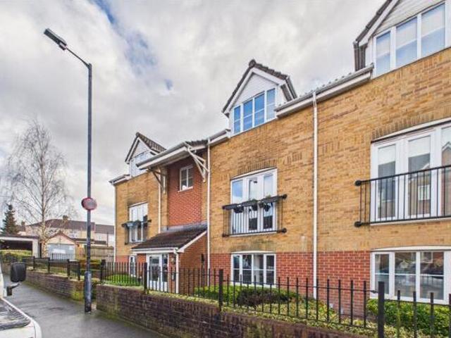 House for sale in Lyons, Greater London