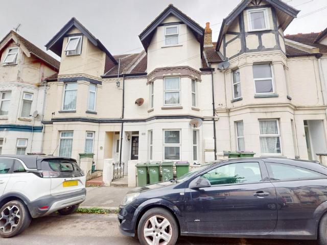 Apartment for rent in Foord, Folkestone and Hythe