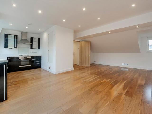 Apartment for rent in Notting Hill, Greater London