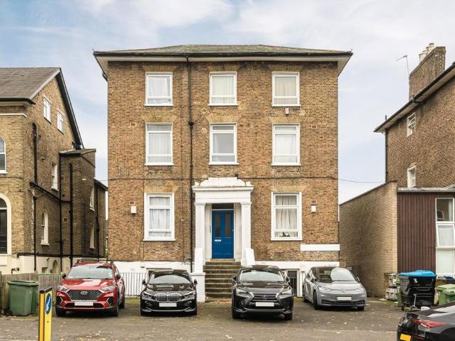 Apartment for rent in Nunhead, Greater London