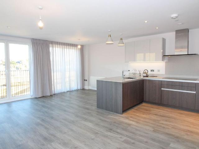 Apartment for rent in Broadwater Down, Sandown Park