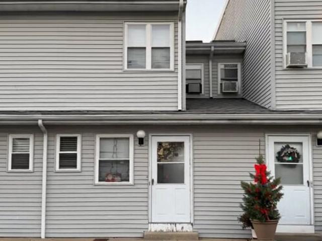 House for sale in Cos Cob, Connecticut