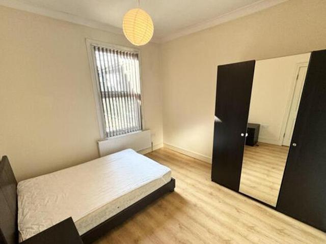 House for rent in Lyons, Greater London