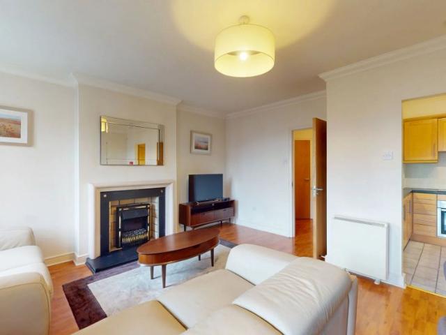 Apartment to rent in Linden, Blackrock