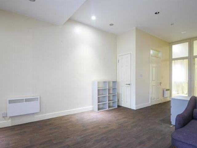 House for rent in Lyons, Greater London