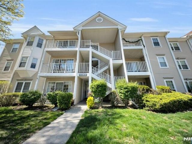 Condo for sale in Mahwah