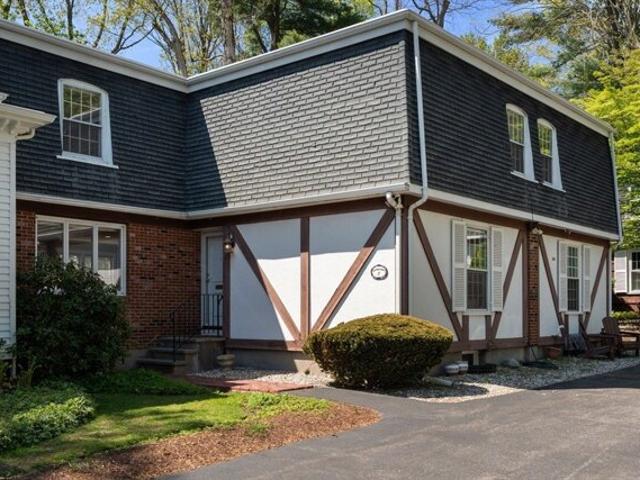 Condo for sale in Wellesley, Massachusetts