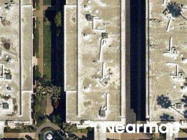 Condo for sale in Tarzana Neighborhood Council District, Canoga Park