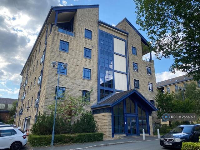 Apartment for rent in Lindley, West Yorkshire