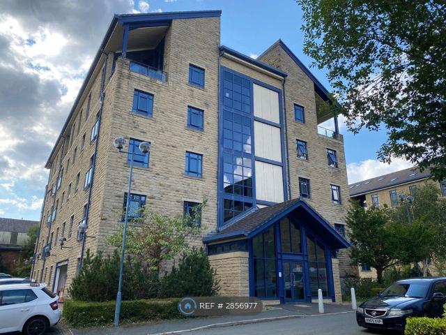 Apartment for rent in Lindley, West Yorkshire