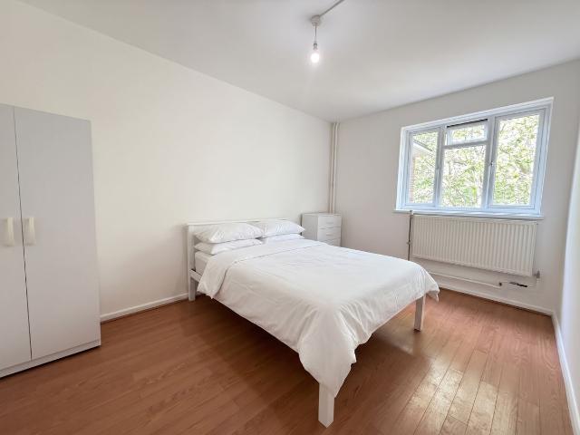 Apartment for rent in Stepney, Greater London