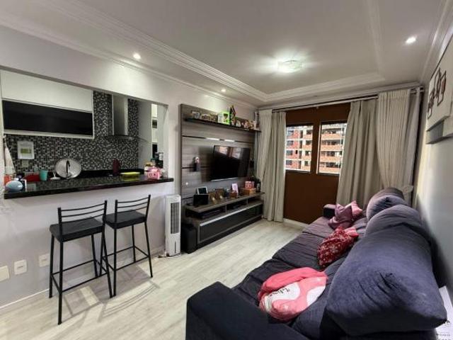 Apartamento venda em Região Geográfica Imediata do Distrito Federal, Região Integrada de Desenvolvimento do Distrito Federal e Entorno