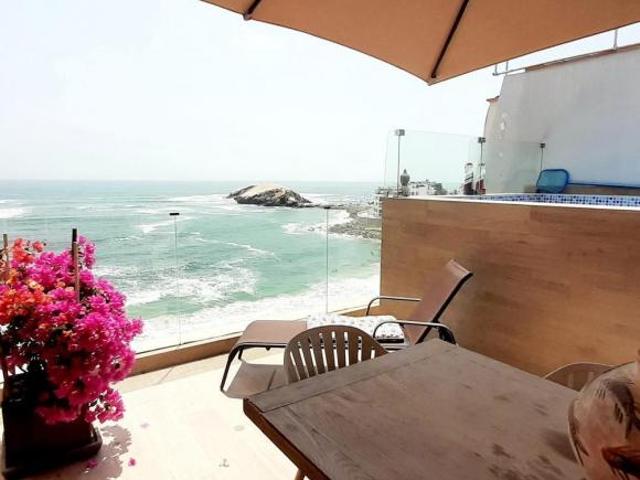 LINDO DPTO PUNTA HERMOSA FRENTE A MAR CON PISCINA, 1 AÑO DE ANTIGUEDAD, 4 DORMITORIO, PRECIOSA VISTA