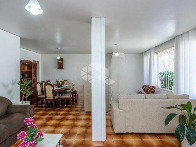 Casa venda em Região Geográfica Imediata de Porto Alegre, Região Metropolitana de Porto Alegre