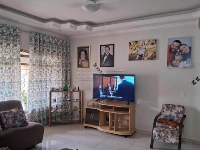 Casa venda em Região Imediata de Araraquara, Araraquara