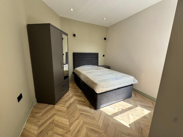 Studio for rent in Fulham, Sands End