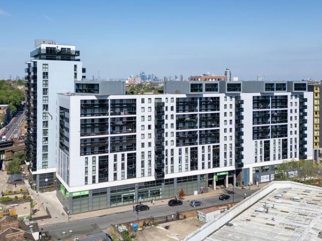 Apartment for rent in London Borough of Lewisham, Ladywell