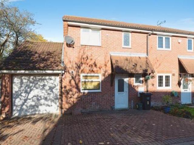 House for sale in Vange, Essex