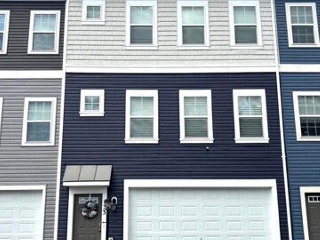 House for sale in Stephenson House for sale in Stephenson