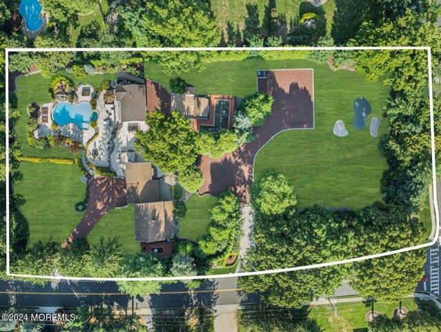 House for sale in Holmdel