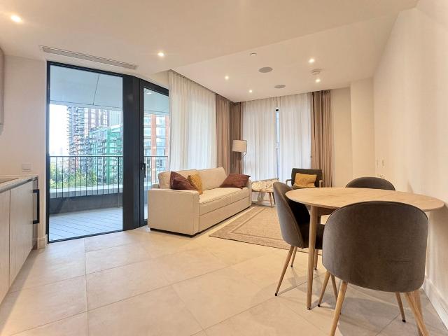 Apartment for rent in Nine Elms, Greater London