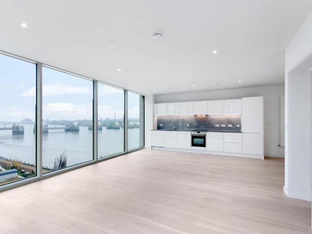 House for rent in Silvertown, Greater London