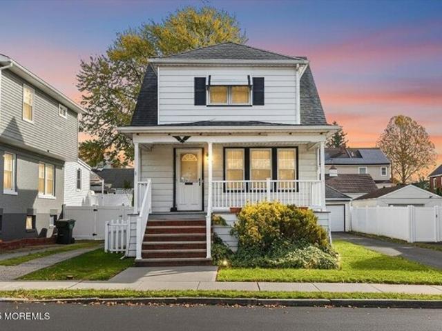 House for sale in Avenel, New Jersey