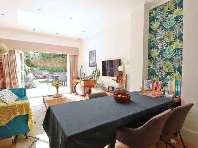 Apartment for rent in Kingston Upon Thames, Surbiton