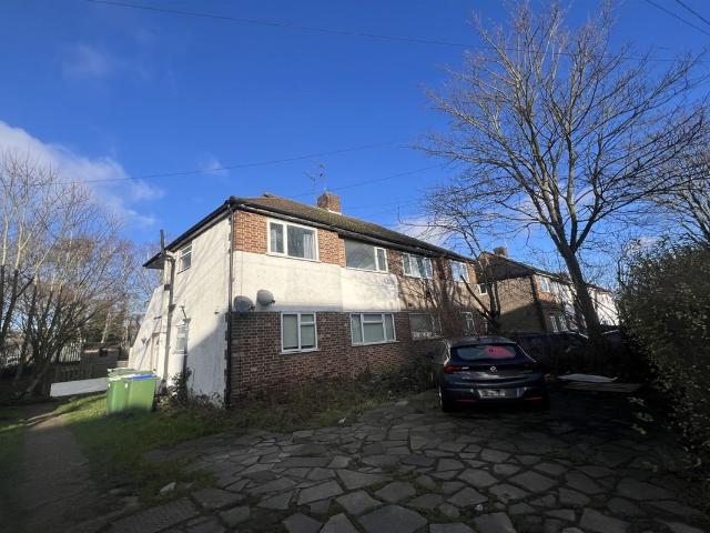 House for rent in Falconwood, Greater London