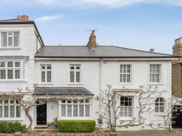 House for sale in Lyons, Greater London