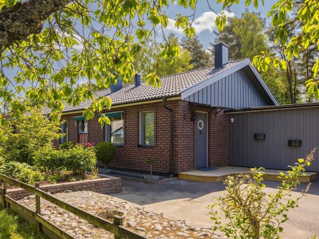 Villa till salu i Lidköping