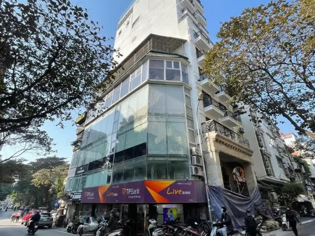 Nhà mặt phố bán tại Hoàn Kiếm, Hà Nội