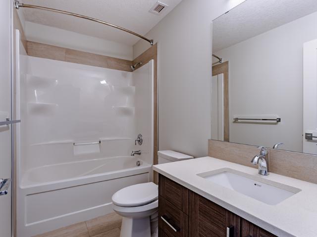Apartment for rent in Wedgewood, Alberta