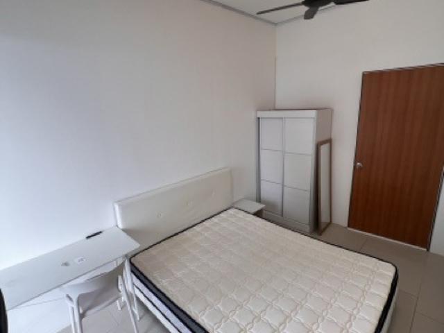 Room for rent in Petaling, Alam Impian