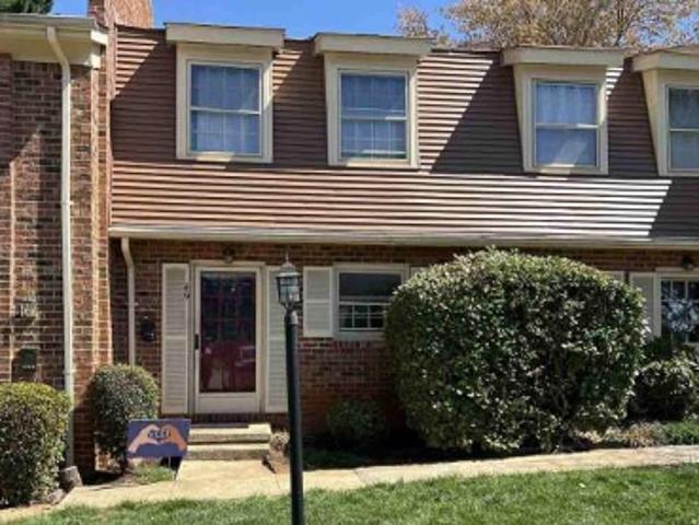 Townhouse for sale in Virginia