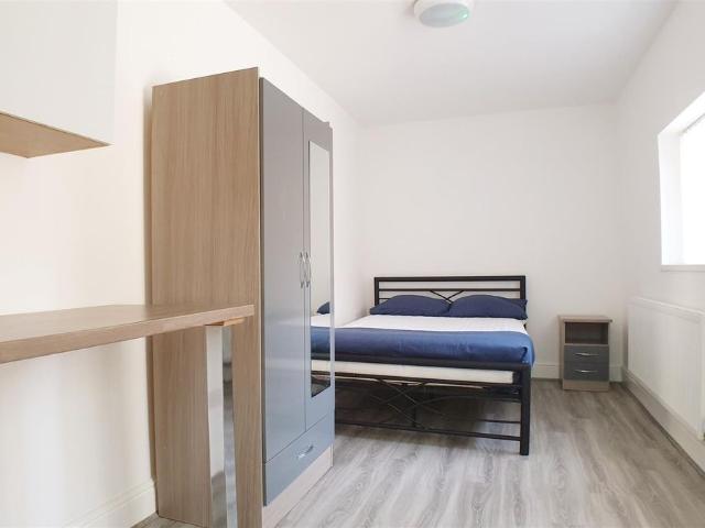 Room for rent in Hockley Port, West Midlands