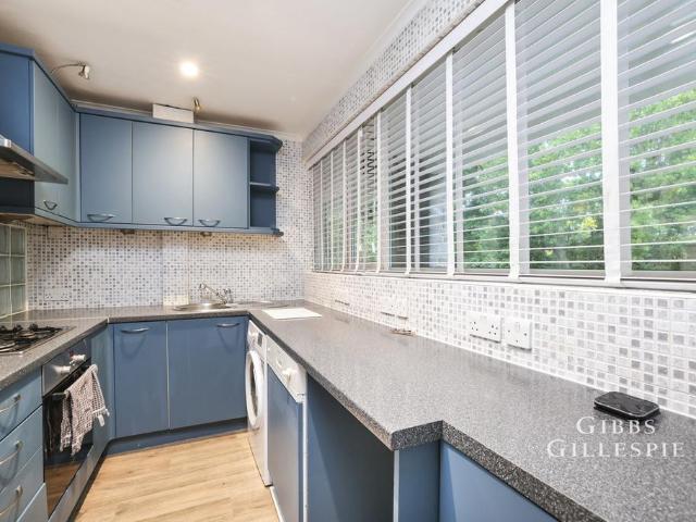 Apartment for rent in Denham, Gerrards Cross and Chalfonts Community Board, Denham Garden Village